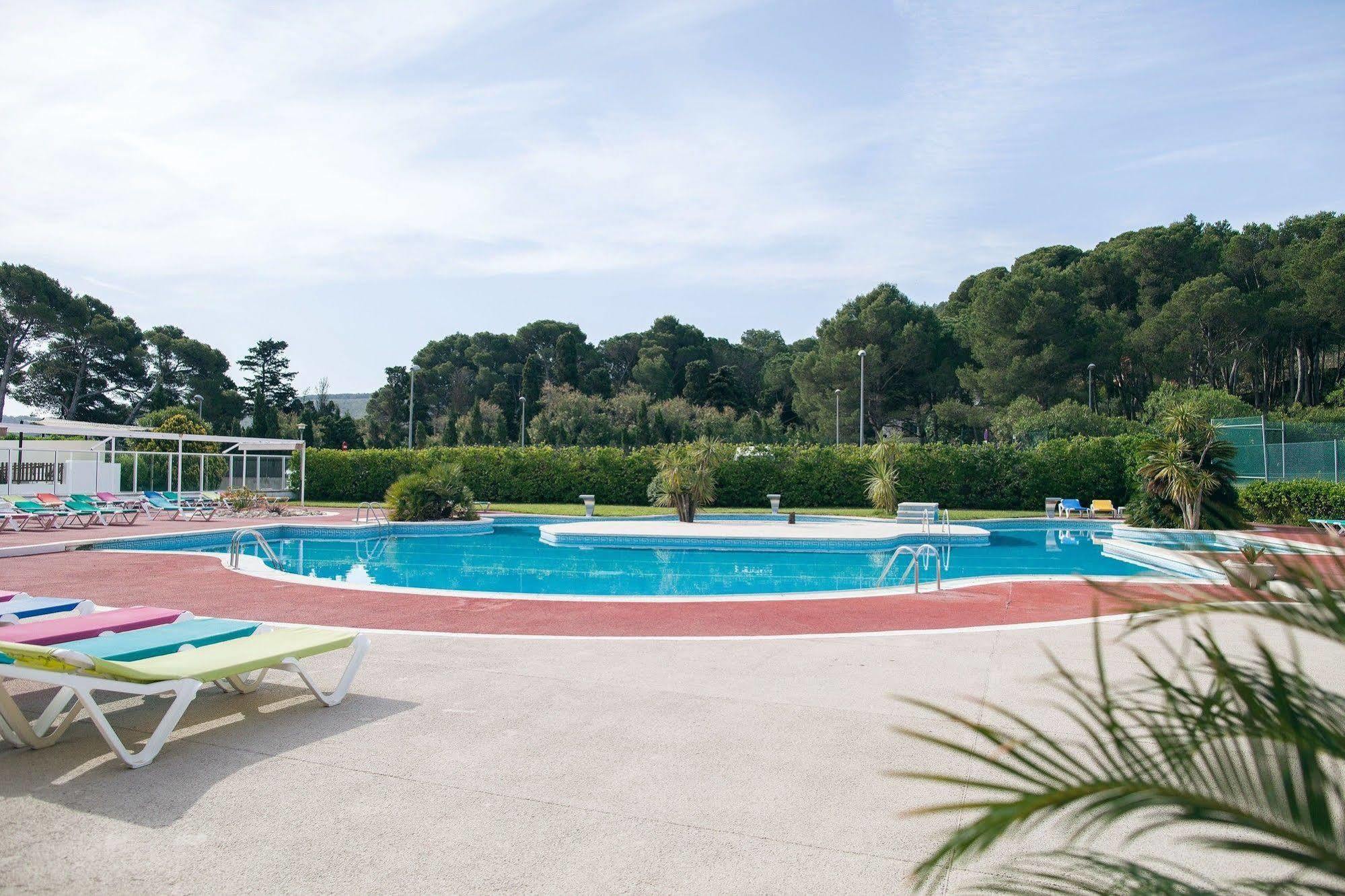 Miquel Hotel