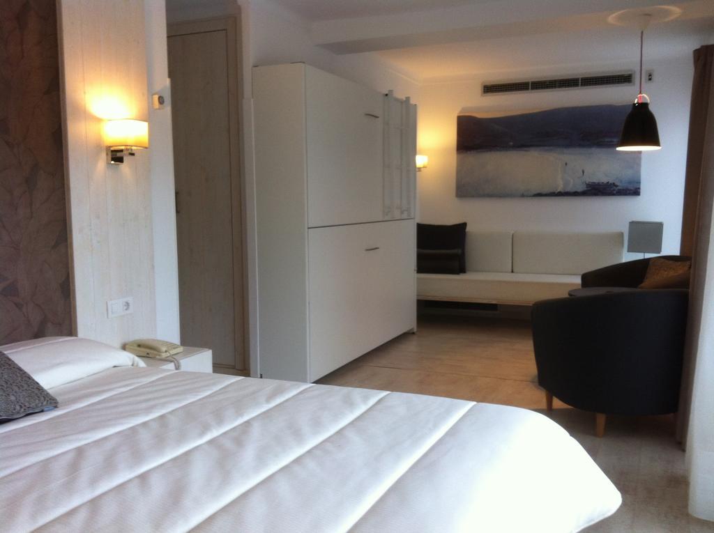 Miquel 3* L' Escala